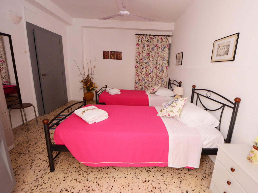 Medieval Inn Rhodes City Szoba fotó