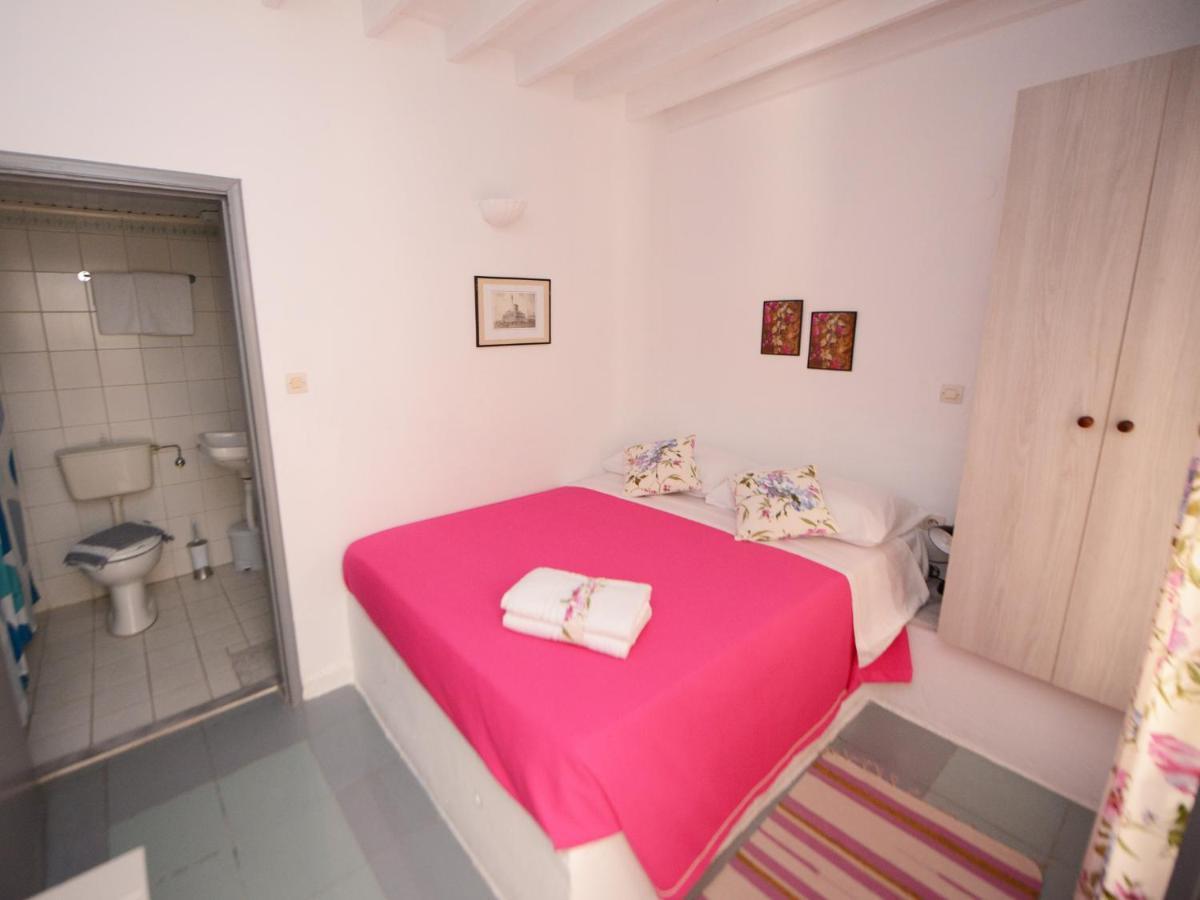 Medieval Inn Rhodes City Szoba fotó